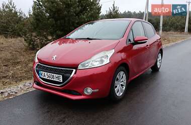 Хетчбек Peugeot 208 2013 в Києві