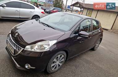 Хэтчбек Peugeot 208 2012 в Борисполе