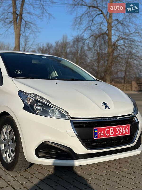 Хэтчбек Peugeot 208 2018 в Дрогобыче фото 2 Хэтчбек Peugeot 208 2018 в Дрогобыче