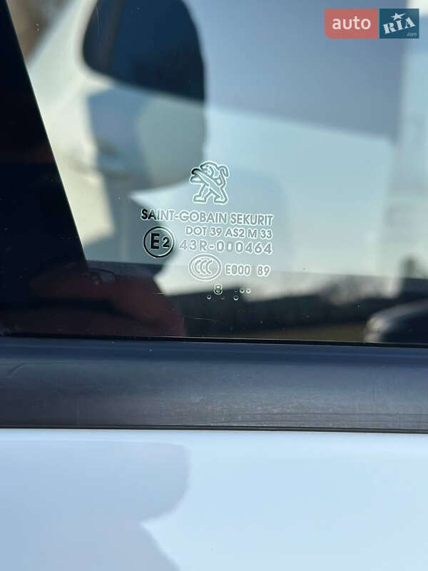 Хэтчбек Peugeot 208 2018 в Дрогобыче фото 48 Хэтчбек Peugeot 208 2018 в Дрогобыче