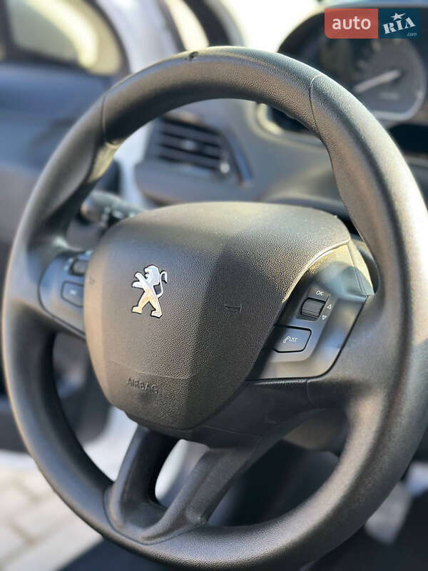 Хэтчбек Peugeot 208 2018 в Дрогобыче фото 52 Хэтчбек Peugeot 208 2018 в Дрогобыче