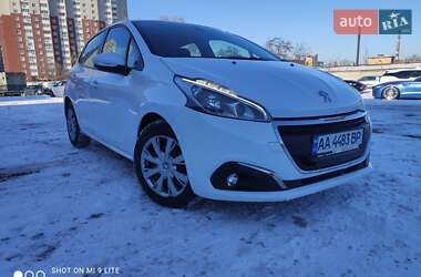 Хетчбек Peugeot 208 2017 в Києві