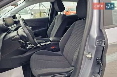 Хэтчбек Peugeot 208 2022 в 