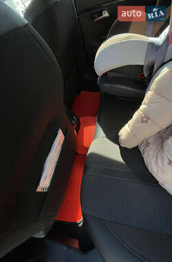 Хэтчбек Peugeot 208 2022 в 