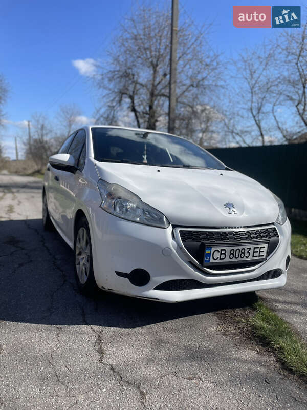 Хетчбек Peugeot 208 2014 в Ніжині