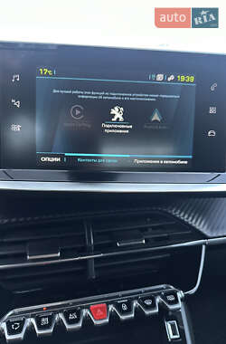 Хетчбек Peugeot 208 2020 в 