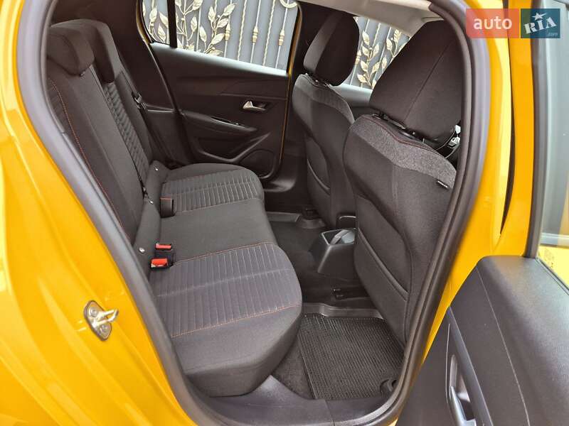 Хетчбек Peugeot 208 2021 в Києві