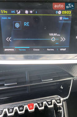 Хэтчбек Peugeot 208 2023 в 