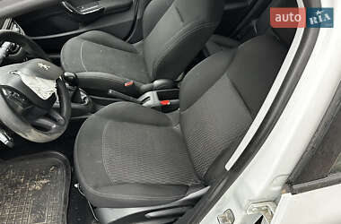 Хетчбек Peugeot 208 2019 в 