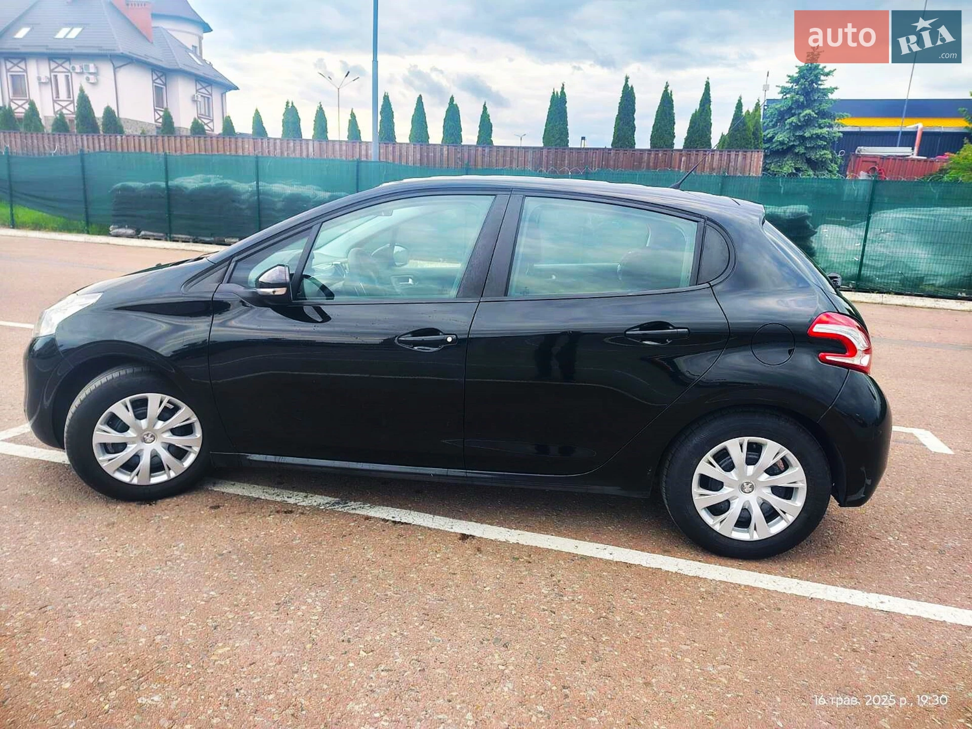 2013 Peugeot 208 - мініатюра 3
