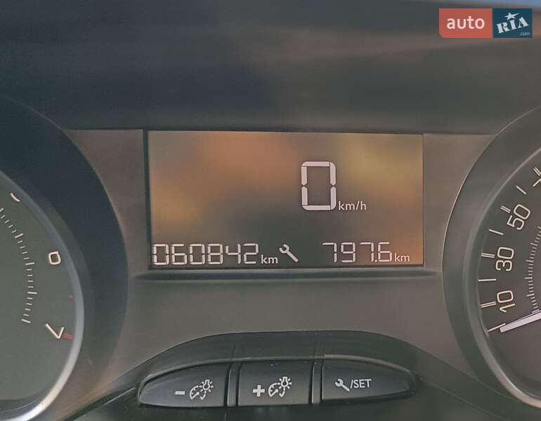 Хетчбек Peugeot 208 2019 в Львові фото 9 Хетчбек Peugeot 208 2019 в Львові