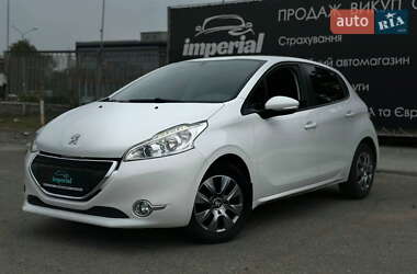 Хэтчбек Peugeot 208 2013 в Харькове