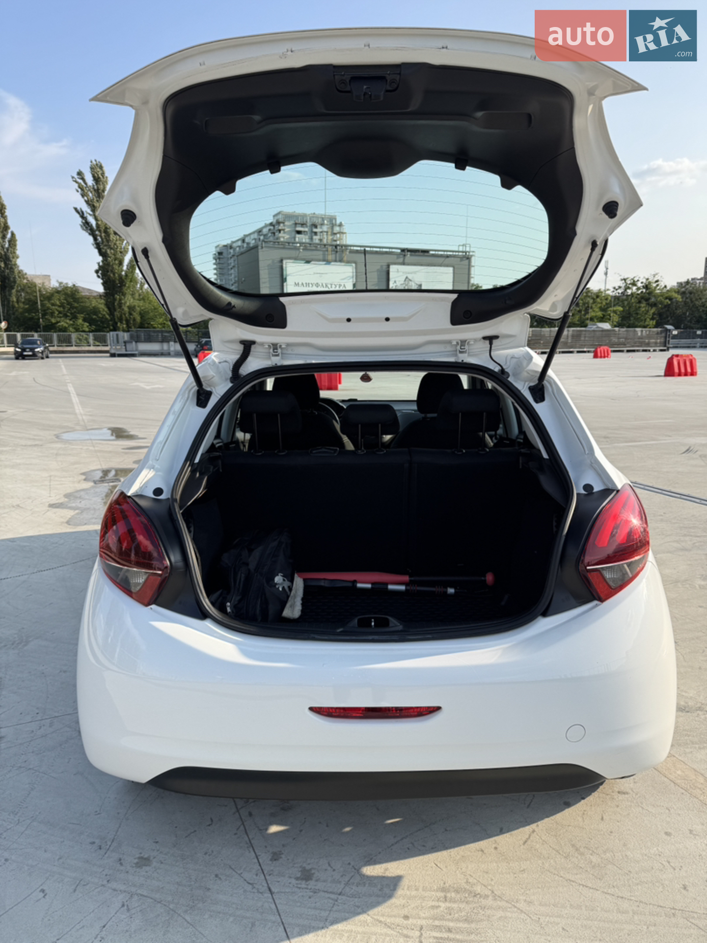 2019 Peugeot 208 - мініатюра 4