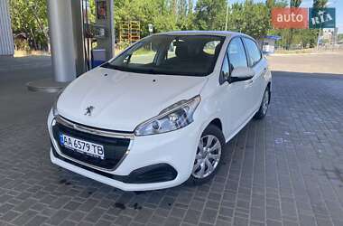 Хэтчбек Peugeot 208 2017 в Николаеве