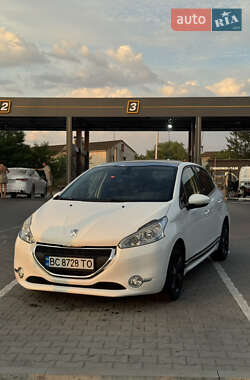 Хэтчбек Peugeot 208 2013 в Виннице