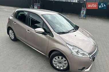 Хэтчбек Peugeot 208 2013 в Хмельницком