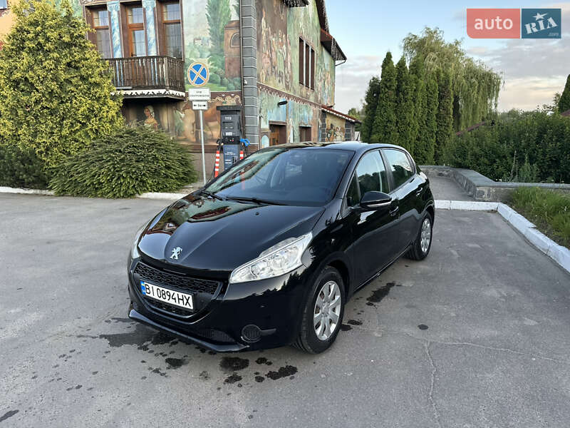 Peugeot 208 2014