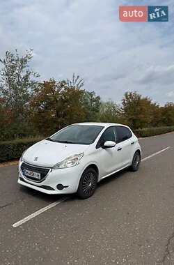 Хэтчбек Peugeot 208 2013 в Одессе