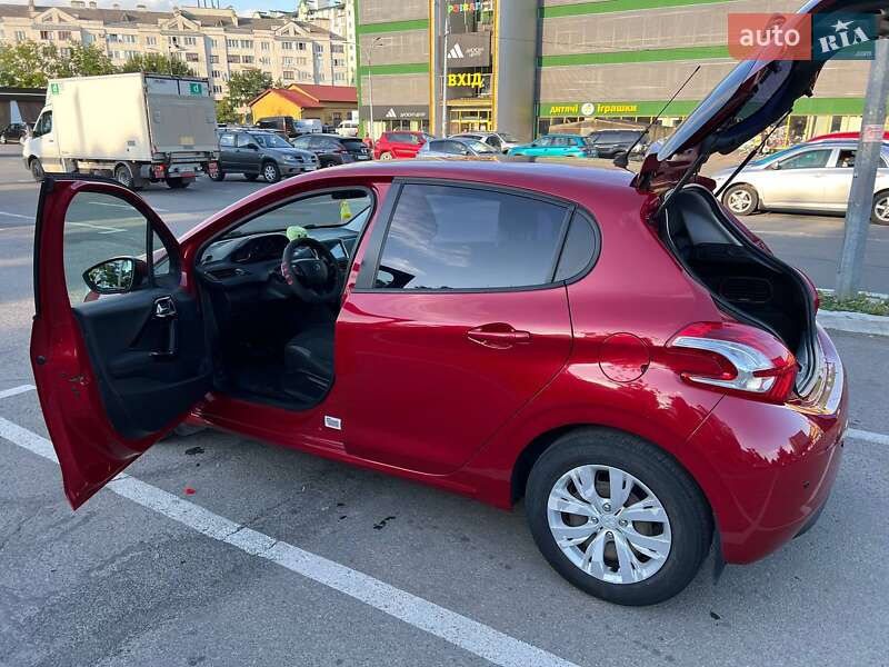 Хетчбек Peugeot 208 2013 в Івано-Франківську фото 3 Хетчбек Peugeot 208 2013 в Івано-Франківську