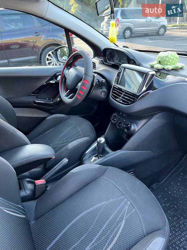 Хетчбек Peugeot 208 2013 в Івано-Франківську фото 16 Хетчбек Peugeot 208 2013 в Івано-Франківську