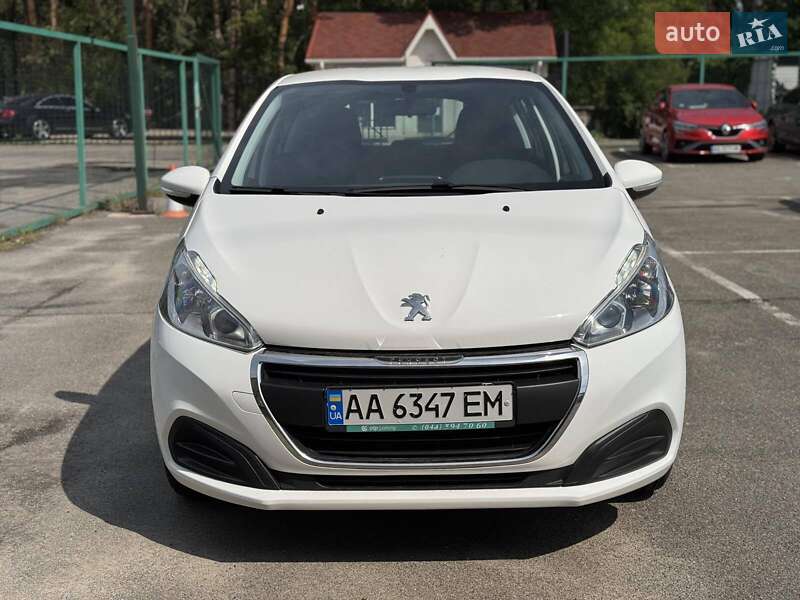 Хетчбек Peugeot 208 2019 в Києві