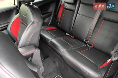 Хетчбек Peugeot 208 2013 в 
