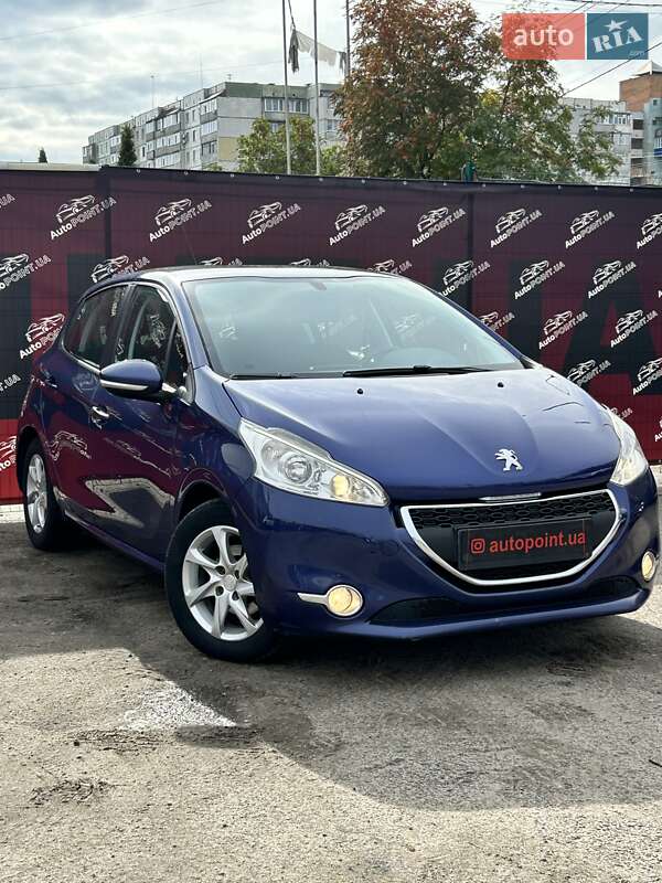 Хэтчбек Peugeot 208 2013 в Сумах