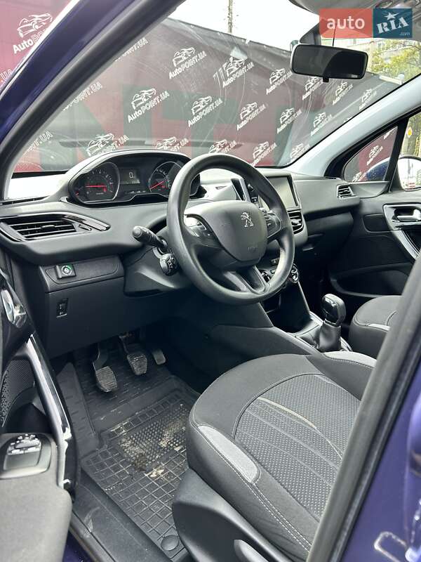 Хэтчбек Peugeot 208 2013 в Сумах