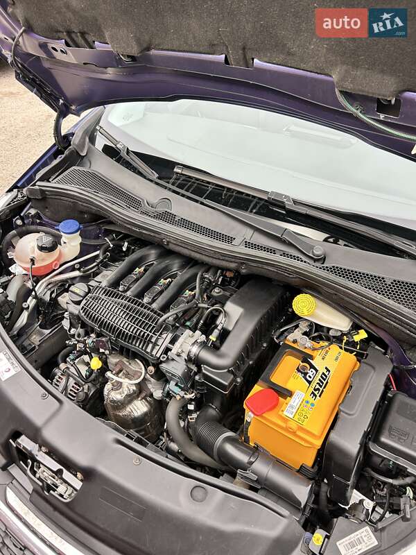 Хэтчбек Peugeot 208 2013 в Сумах