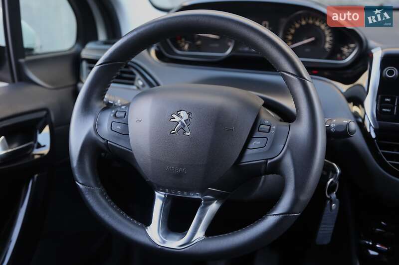Хетчбек Peugeot 208 2019 в Києві