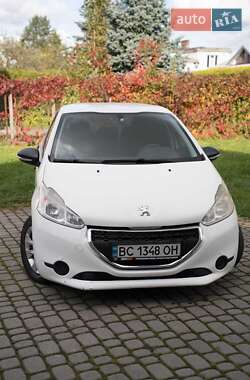 Хетчбек Peugeot 208 2013 в Бориславі