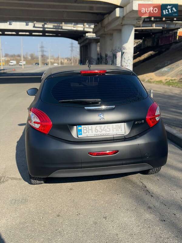 Хэтчбек Peugeot 208 2013 в Одессе фото 3 Хэтчбек Peugeot 208 2013 в Одессе