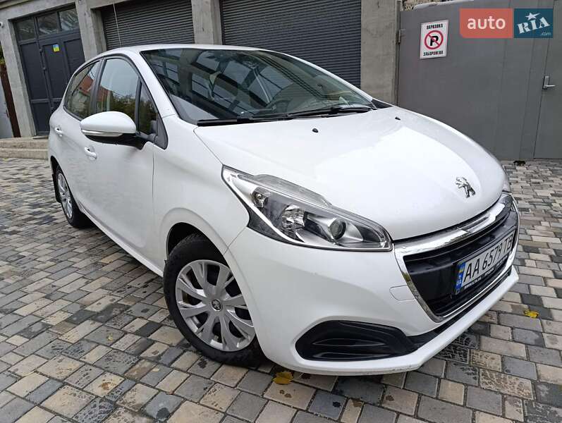 Peugeot 208 2017 Peugeot 208 2017