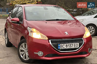 Хэтчбек Peugeot 208 2013 в Львове
