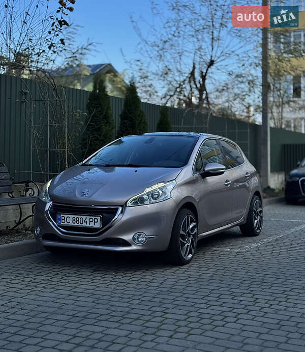 Peugeot 208 2013 Peugeot 208 2013