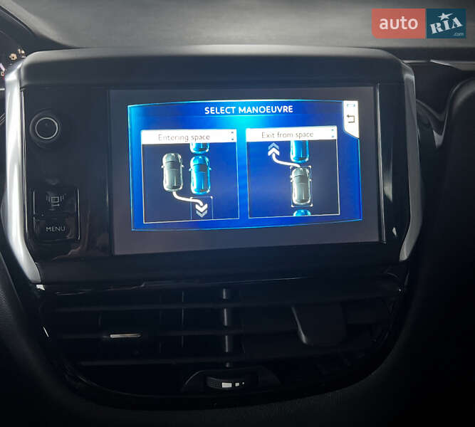 Хэтчбек Peugeot 208 2014 в Ровно