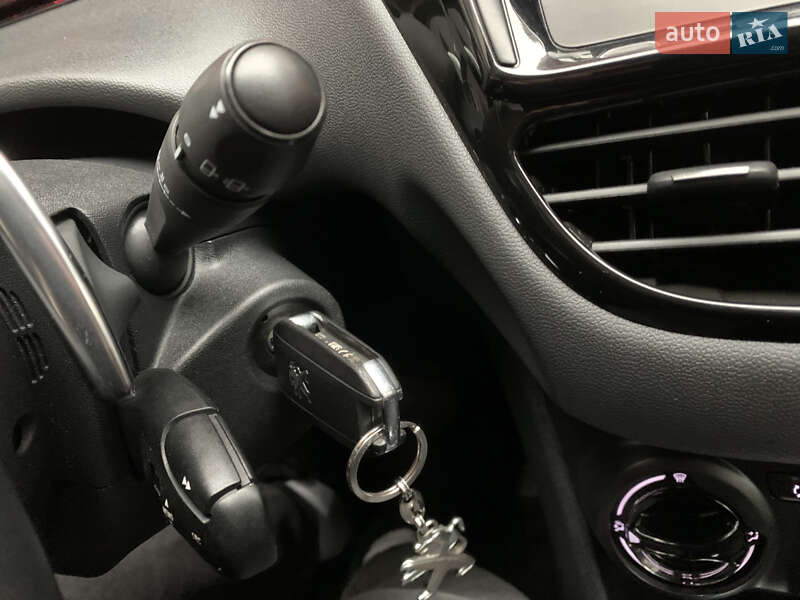 Хетчбек Peugeot 208 2014 в Броварах