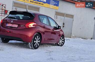 Хэтчбек Peugeot 208 2012 в Ивано-Франковске