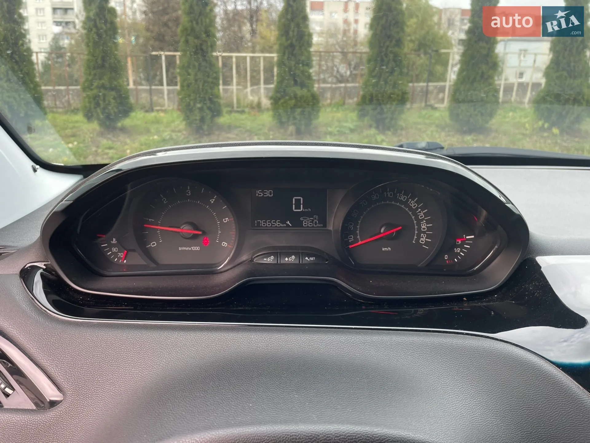 2013 Peugeot 208 - мініатюра 8