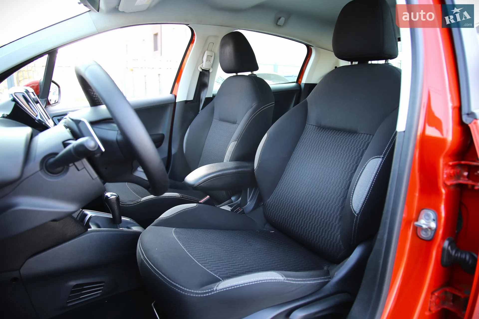2016 Peugeot 208 - мініатюра 9