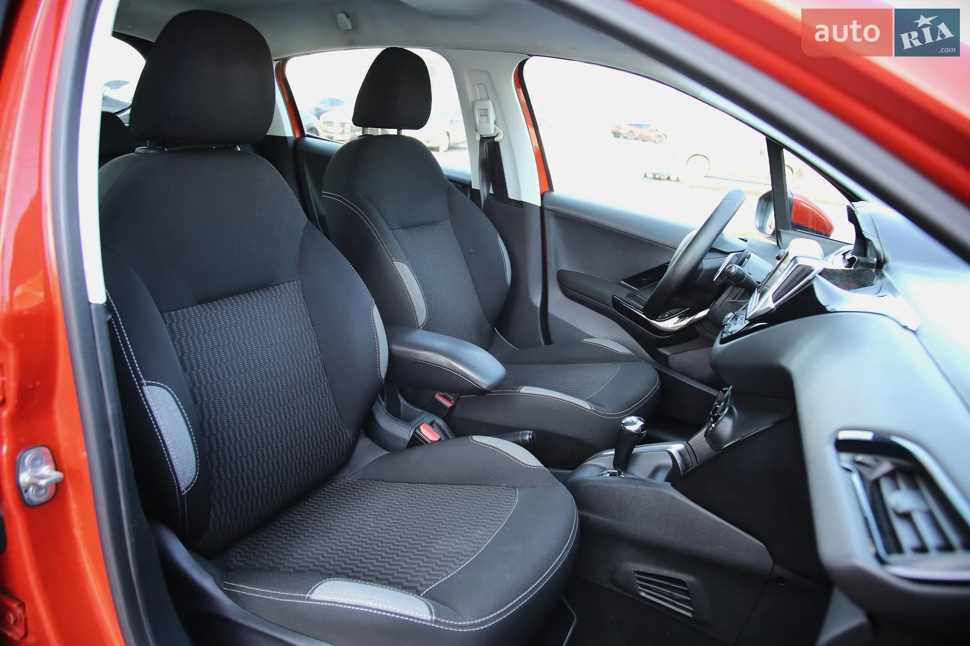 2016 Peugeot 208 - мініатюра 12