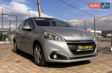 Хэтчбек Peugeot 208 2015 в Стрые