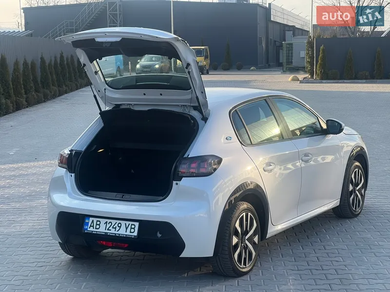 Peugeot 208 2021 VIN VR3UHZKXZMT013660 фото оголошення 25 з 68