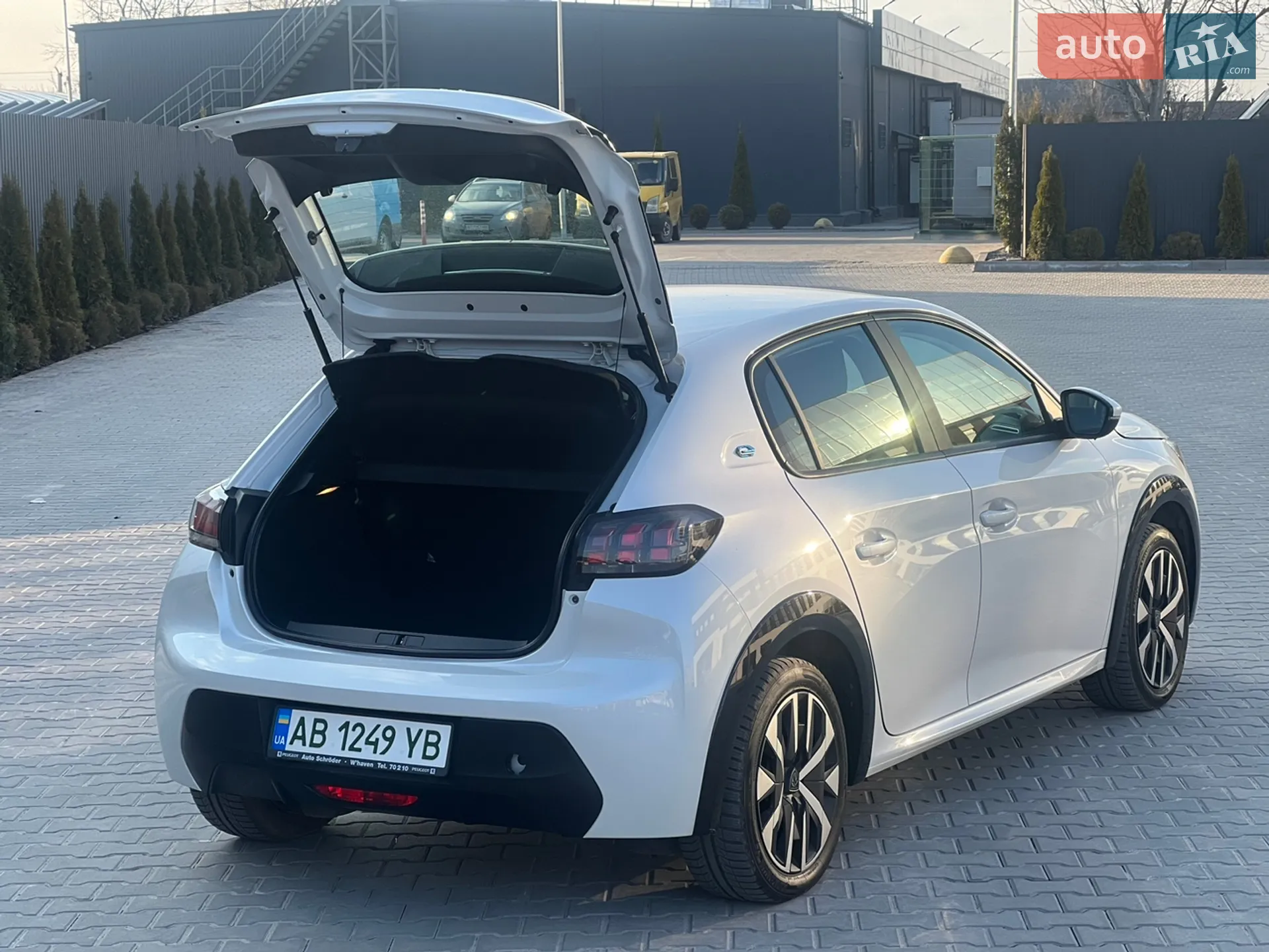 2021 Peugeot 208 - мініатюра 25