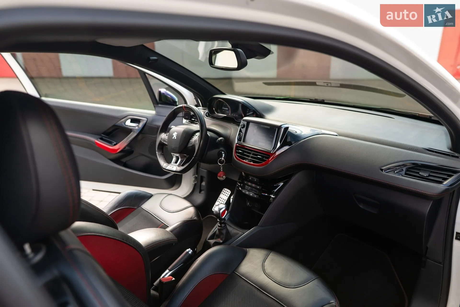 2013 Peugeot 208 - мініатюра 16