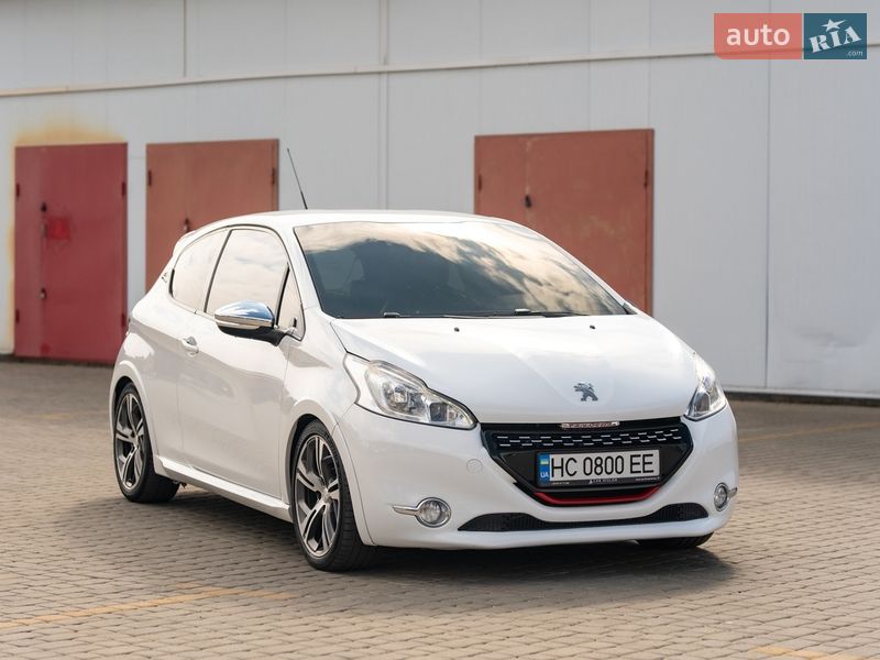 Хэтчбек Peugeot 208 2013 в Львове