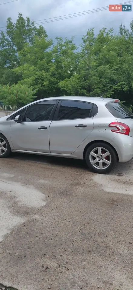 2014 Peugeot 208 - мініатюра 24