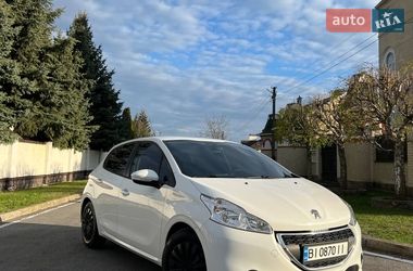 Хэтчбек Peugeot 208 2014 в Полтаве