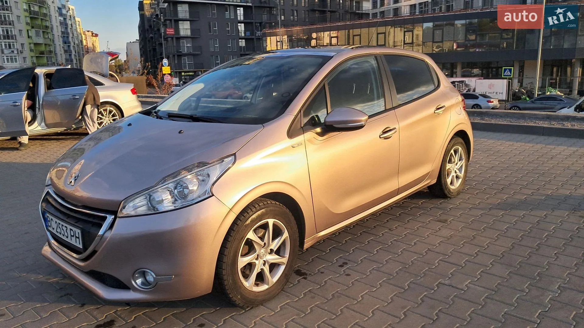 2014 Peugeot 208 - мініатюра 3