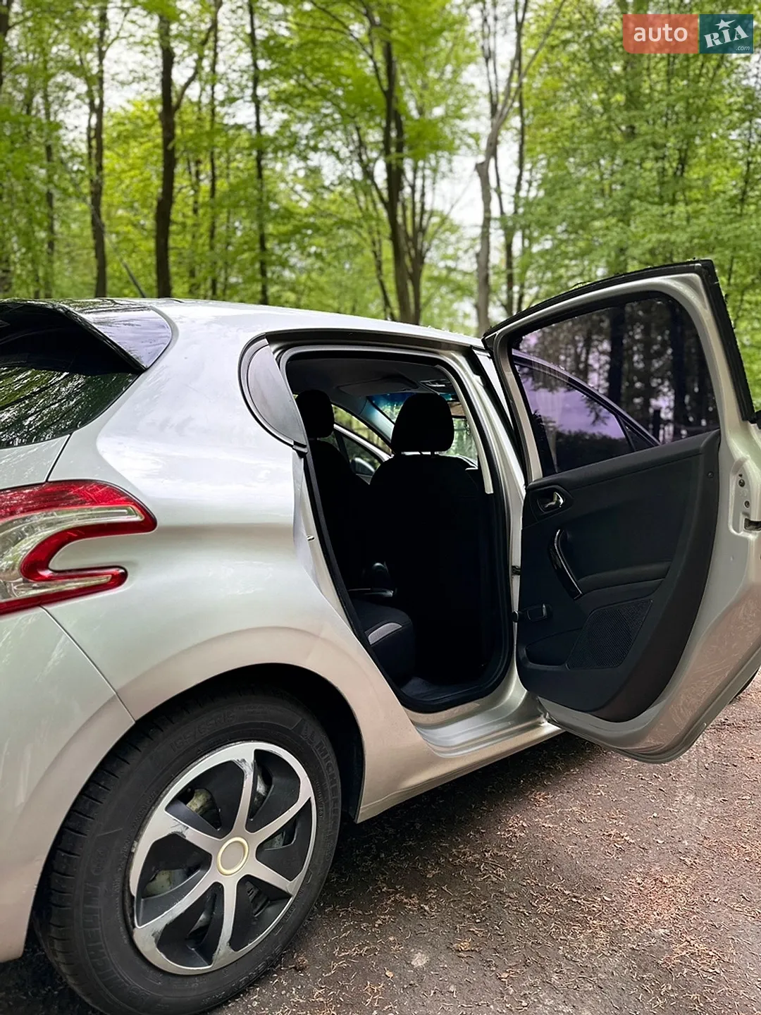 2014 Peugeot 208 - мініатюра 25